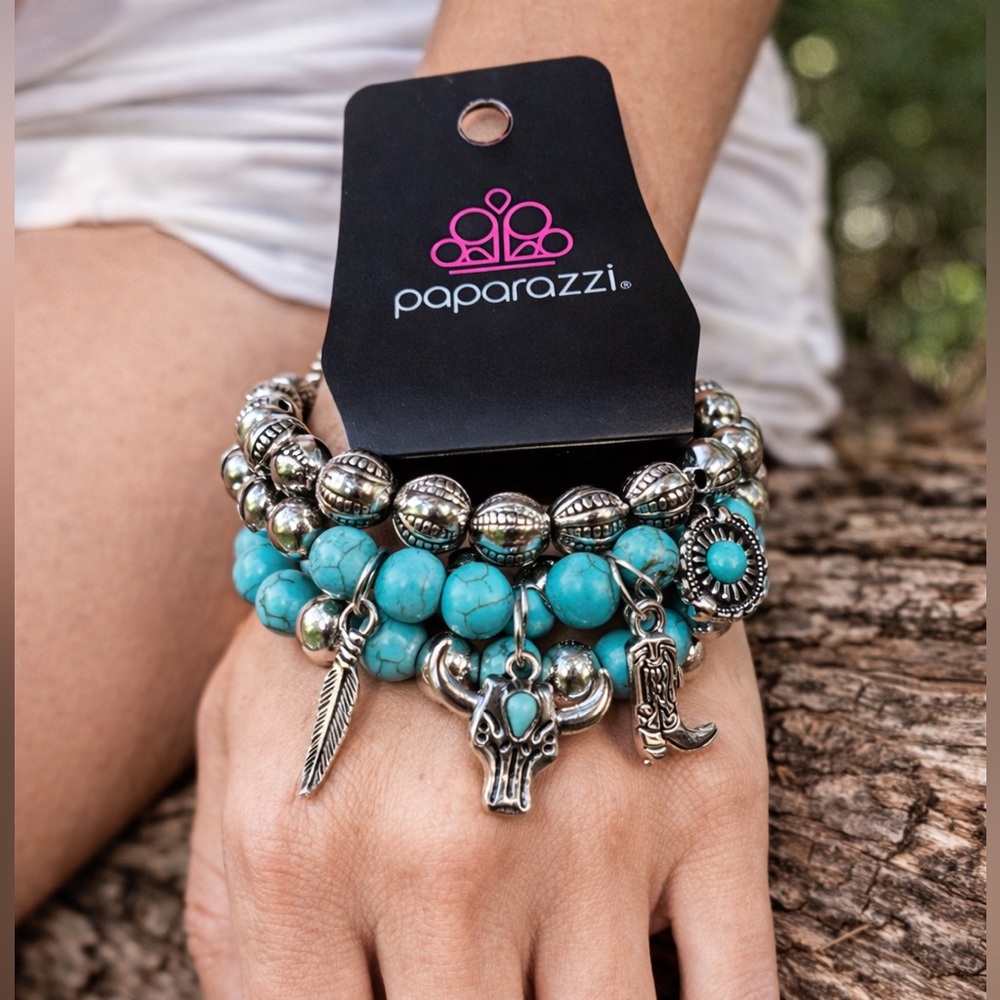 Paparazzi Turquoise Western Charm Bracelet Set - Silver Accents